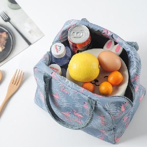 Combo Hộp cơm lúa mạch 3 ngăn kèm thìa kèm đũa inox  + Túi đựng hộp cơm giữ nhiệt