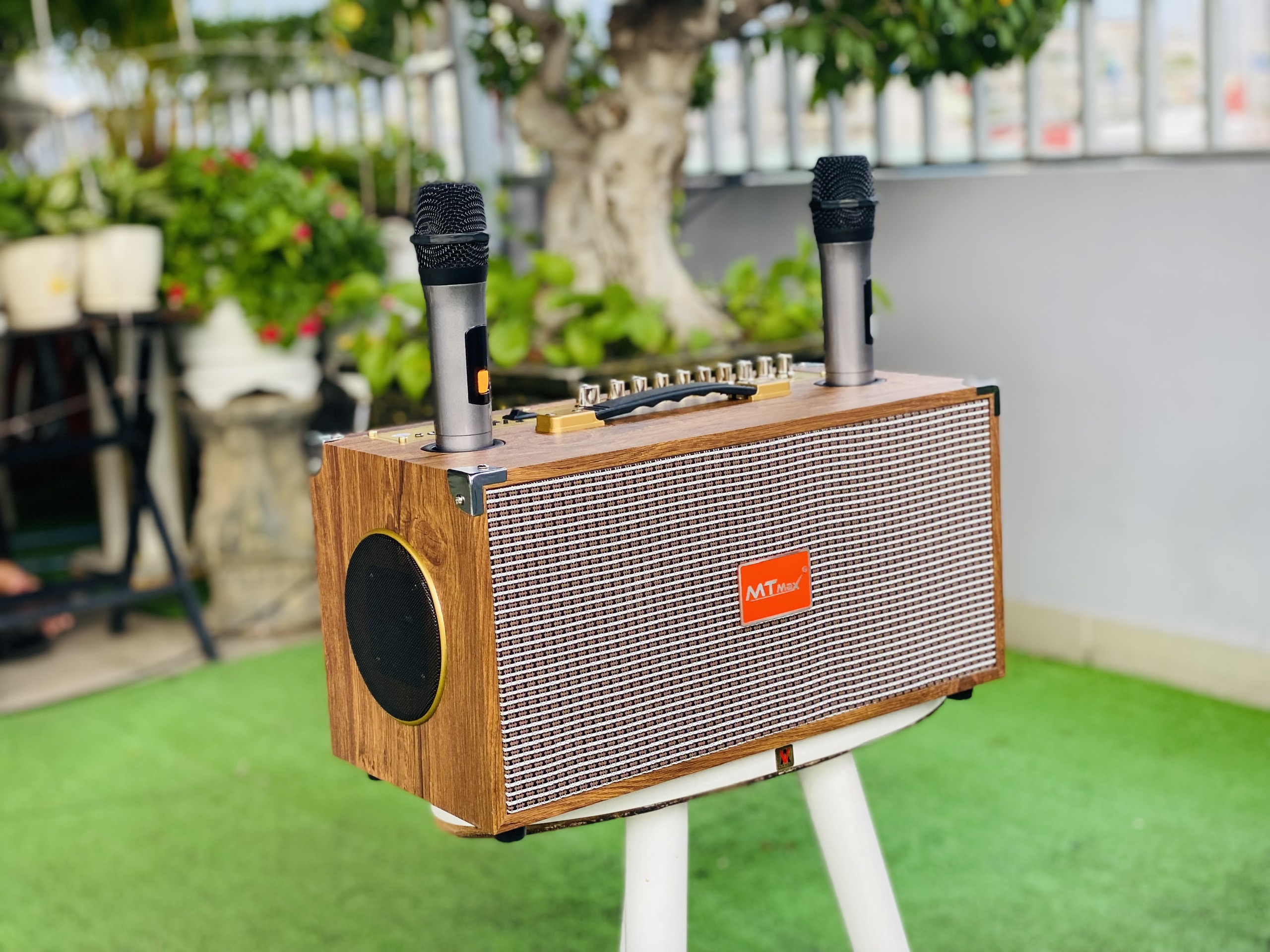 Loa Xách Tay Karaoke Nghe Nhạc K1 ProMax – Bass Đôi 15cm, Công Suất 200W, 6 Đường Tiếng, Kèm Micro Hát Hay Hàng Nhập Khẩu