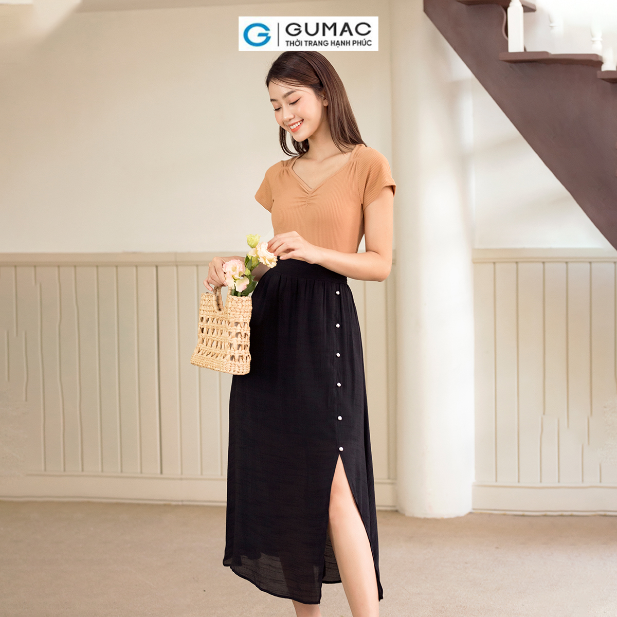 Chân váy maxi xẻ tà trước phong cách thời thượng thời trang GUMAC VD06037