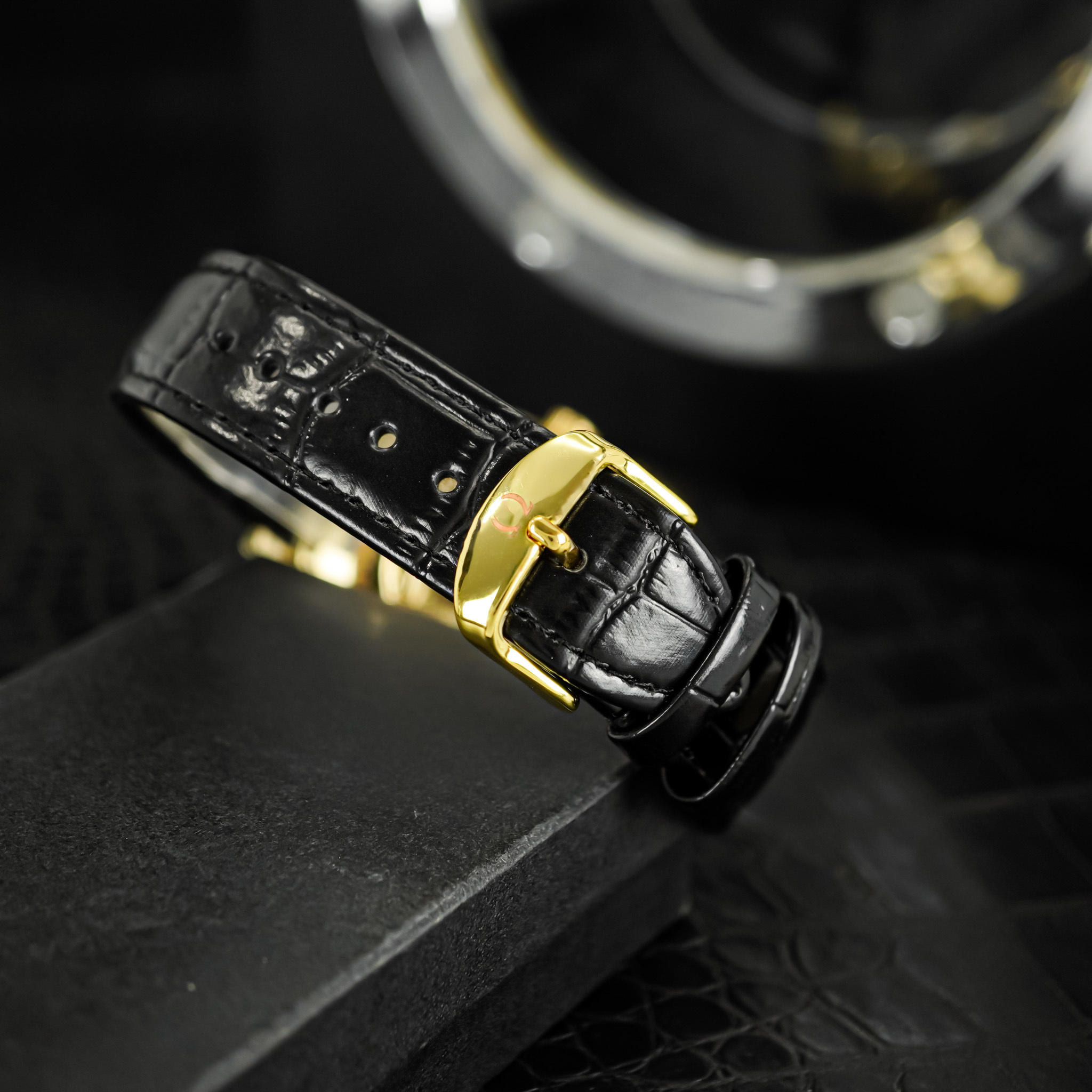 Đồng hồ đeo tay Omega B391 Máy Pin Hàng chính hãng