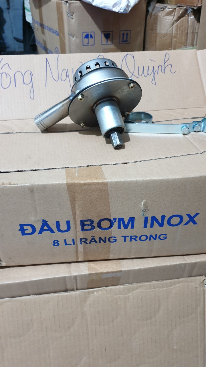 Đầu bơm nước INOX gắn máy cắt cỏ