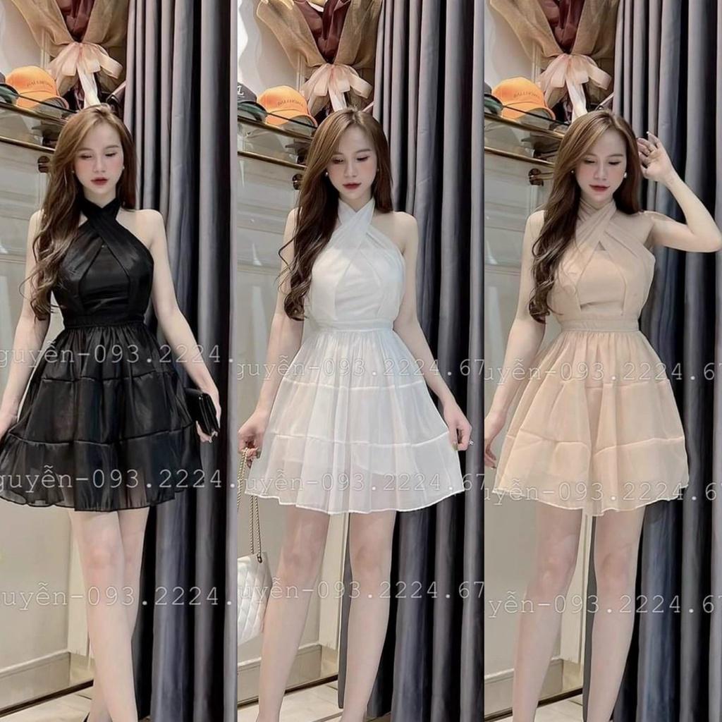 Đầm voan 2 lớp cổ yếm xếp tầng, màu sắc sang trọng, quý phái giúp nàng nổi bật dạo phố, dự tiệc