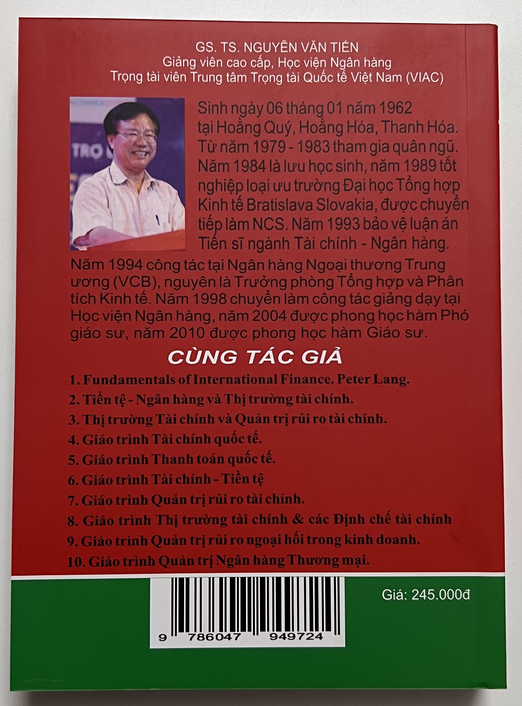 Sách - Giáo Trình Quản Trị Ngân Hàng Thương Mại