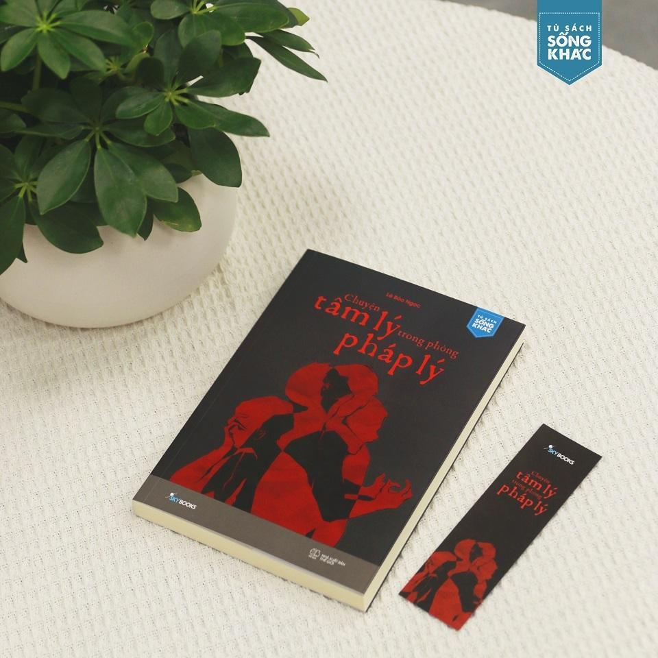 Sách - Combo 2 Cuốn: Không Phải Sói Nhưng Cũng Đừng Là Cừu + Chuyện Tâm Lý Trong Phòng Pháp Lý - AZ Việt Nam