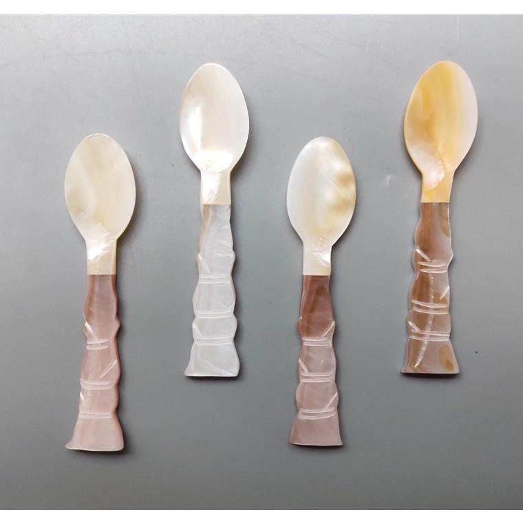 Thìa Trai 10cm Cán Cây Dừa Siêu Đẹp