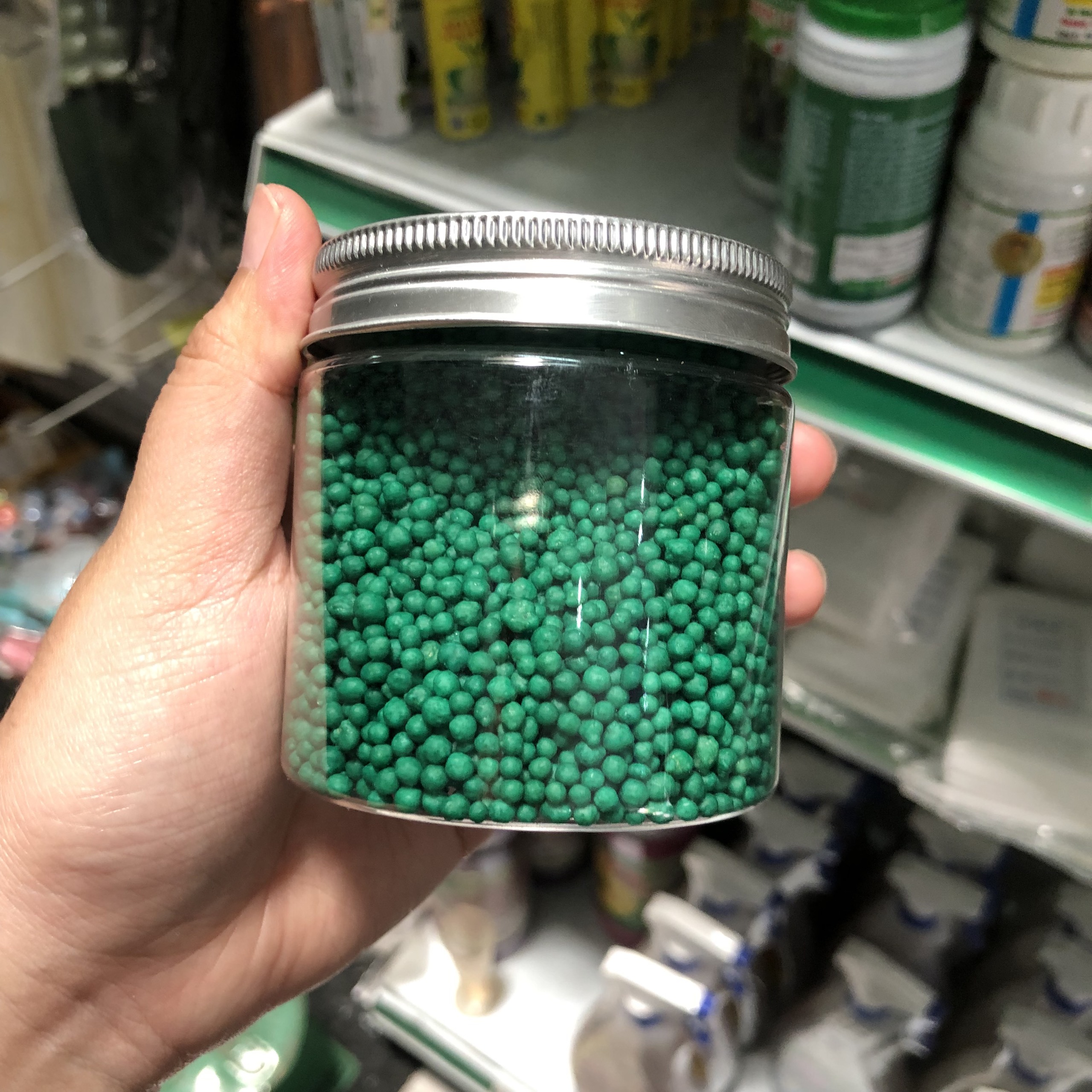 Phân tan Chậm Mỹ PoLyon hạt xanh npk 16-6-12