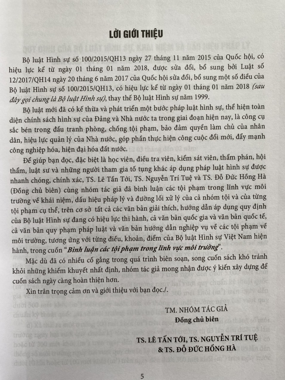 Bình Luận Các Tội Phạm Tong Lĩnh Vực Môi Trường