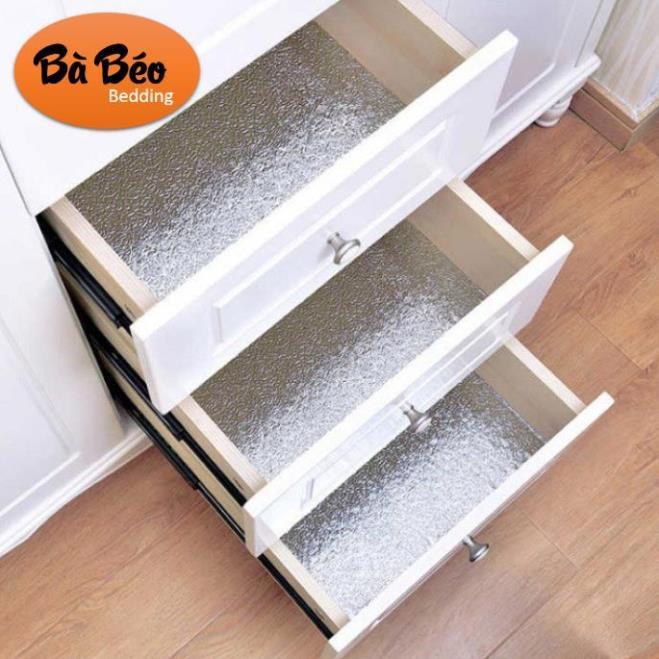 Giấy bạc dán bếp cách nhiệt chống thấm bền đẹp khổ 0.6 * 3m (Màu Bạc)