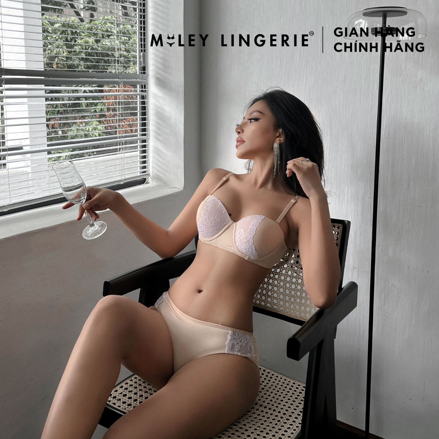 [QUÀ TẶNG 35K] Bộ Áo Cúp Ngang và Quần Lót Nữ Thun Lạnh Miley Lingerie BRM0902_FMM0905