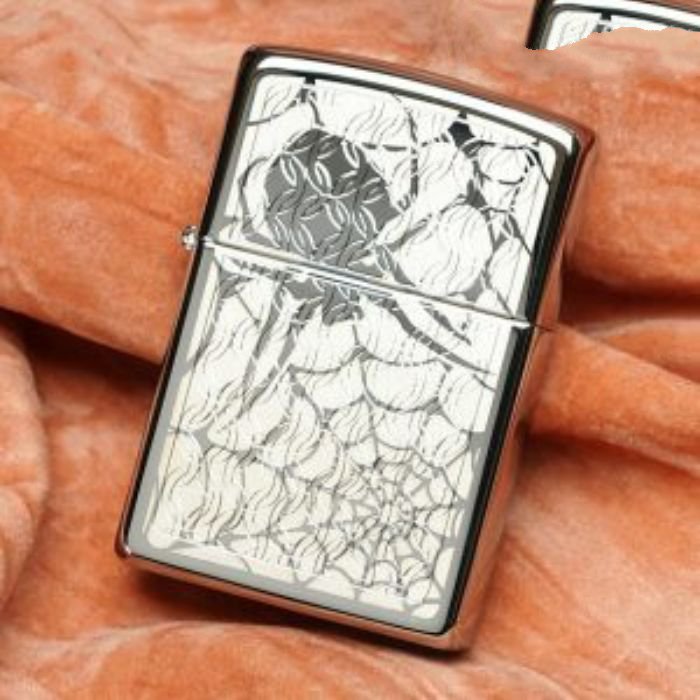 Bật Lửa Zippo Hidden Spider High Polish Chrome Chính Hãng Usa