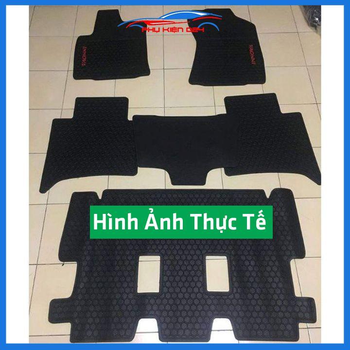 Lót sàn ô tô cao su Innova 2017-2018-2019-2020-2021-2022 không mùi chống trơn trượt