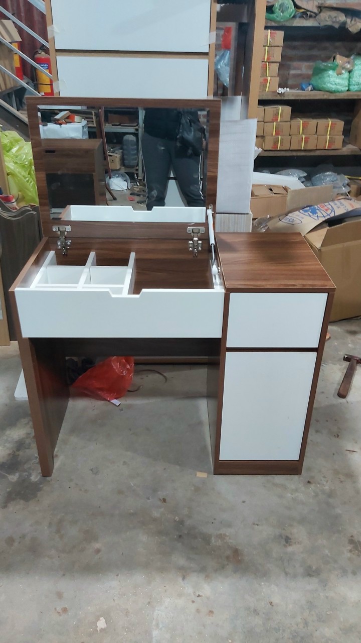 Bàn trang điểm kết hợp bàn làm việc, bàn trang điểm gương gấp, gỗ MDF phủ melamine rộng 80cm