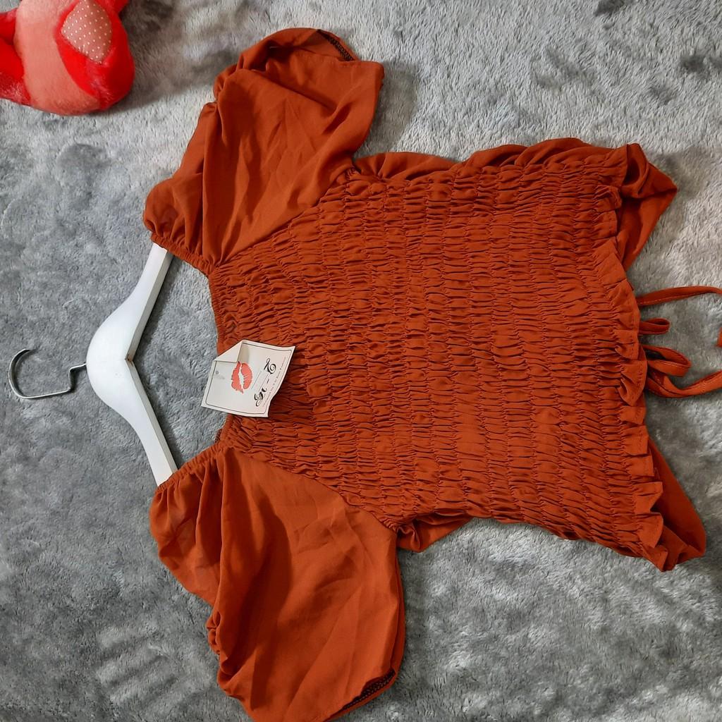 Áo kiểu Croptop vải voan thân nhúng dáng ngắn