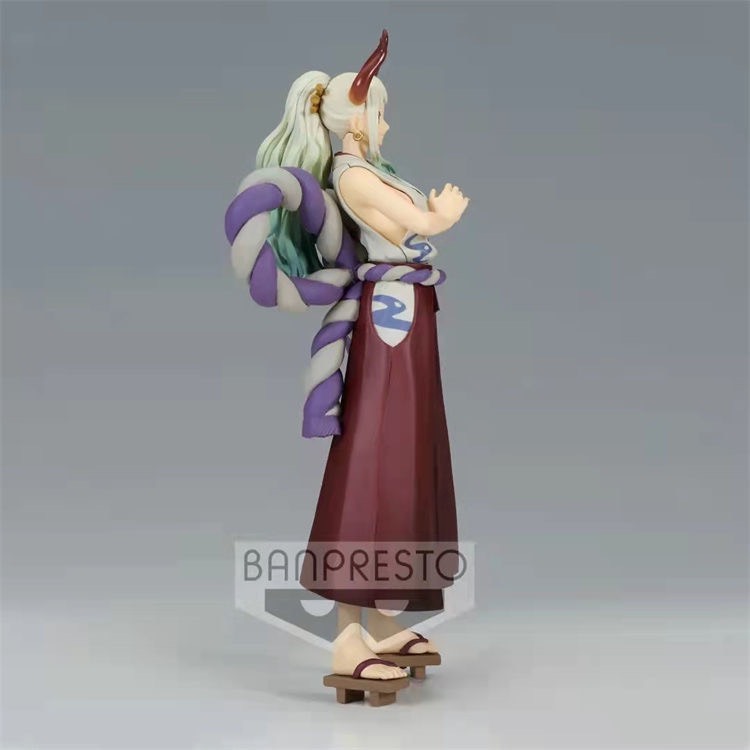 Mô hình chính hãng yamato dxf film red - ONEPIECE