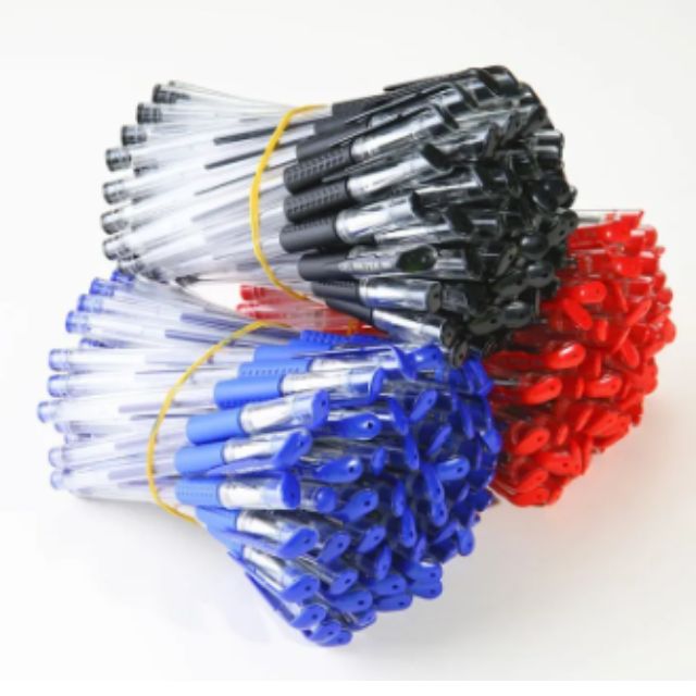Combo 5 cái Bút bi nước siêu rẻ, đều mực