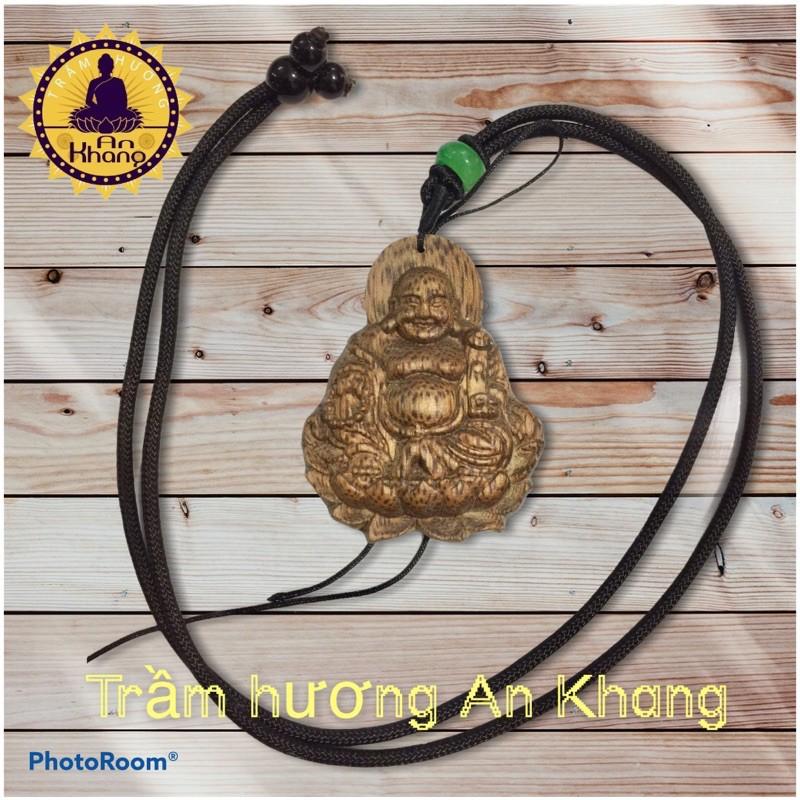 Mặt tượng trầm hương tốc tự nhiên