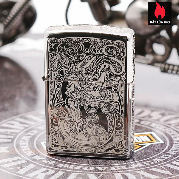 Bật Lửa Zippo 150 Đen Bóng Black Ice Khắc Kỳ Lân Chiêu Tài 5 Mặt – Zippo 150.Kylan