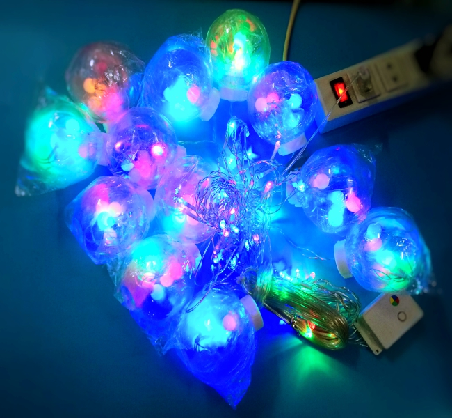 Đèn led trang trí dạng lưới bóng tròn 12 dây