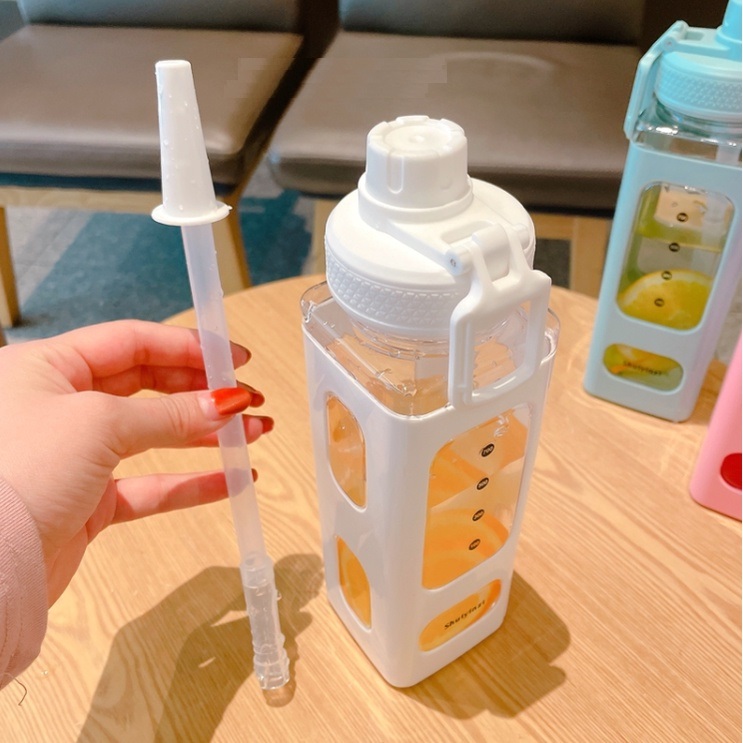 Bình nước đi học cute to hình vuông cỡ lớn dung tích 700ml có ống hút bằng nhựa không BPA tặng kèm sticker