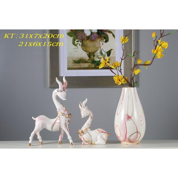 Sơn dương, cừu, dê tụ tập trang trí