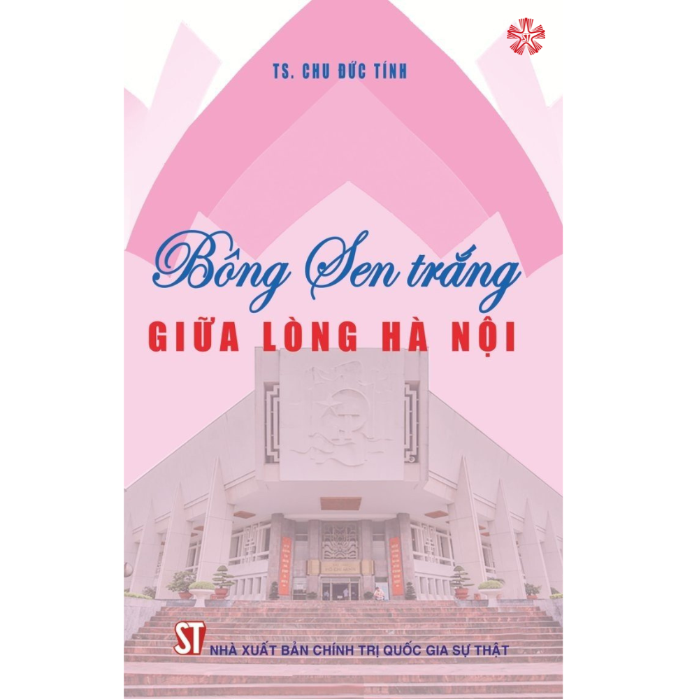 Bông sen trắng giữa lòng Hà Nội 