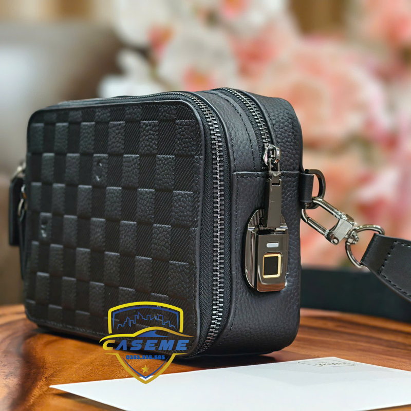 Túi đeo chéo nam WI WU Master da thật khóa vân tay thông minh - Hàng Chính Hãng