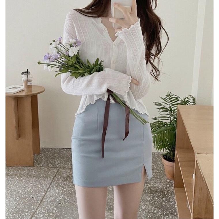 064 - SET ÁO TRẮNG NÚT GÀI CUỐN BIÊN CHÂN VÁY XANH