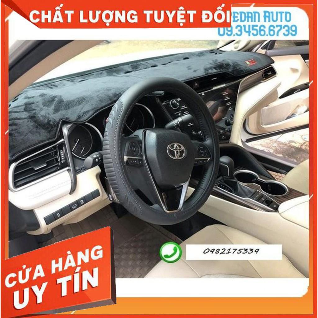 Thảm taplo, thảm phủ taplo lông cừu xe Camry 2019