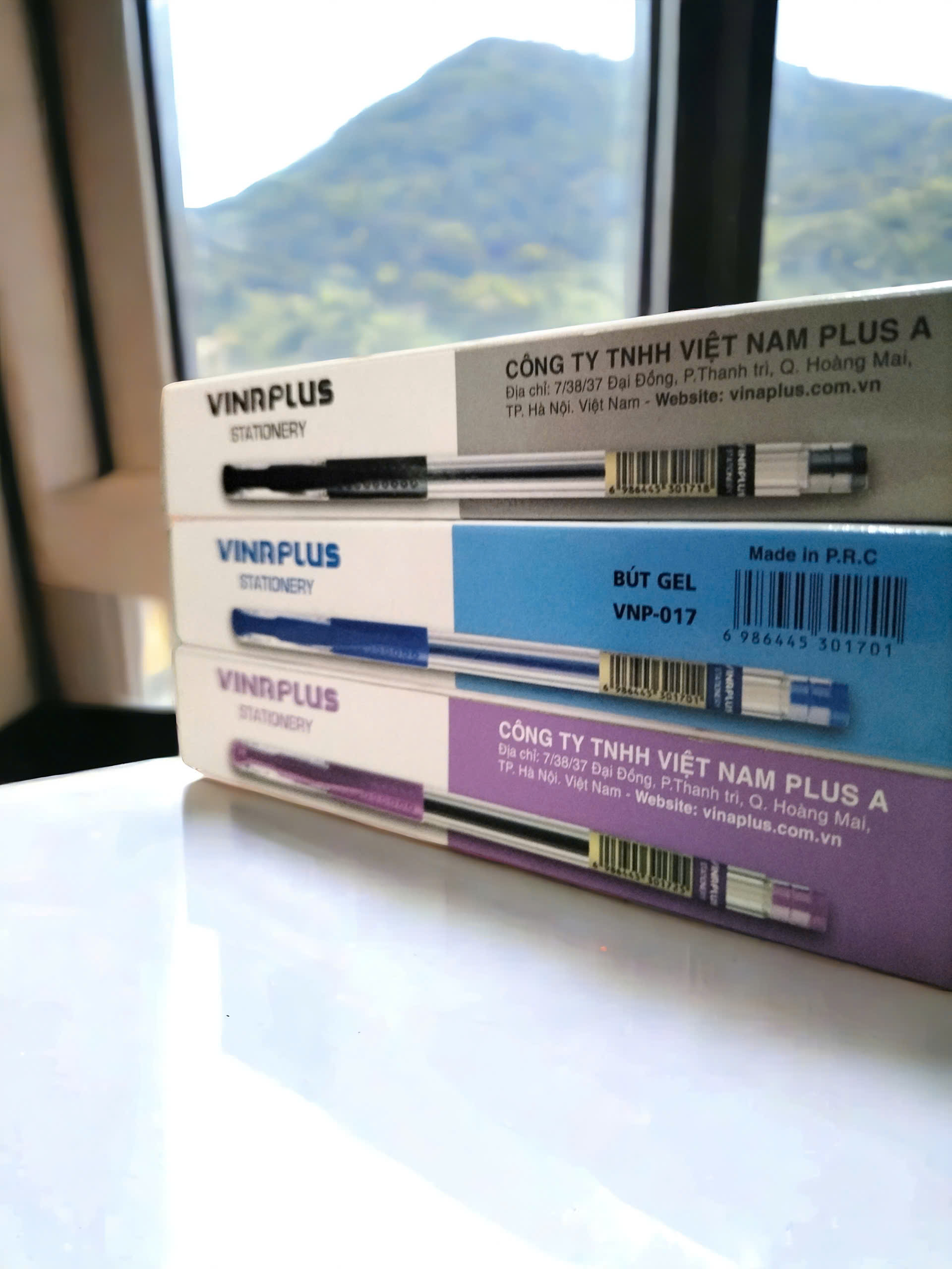 Bút Bi Gel Vinaplus VNP-017 - 0,5mm Màu xanh/ đen/ tím