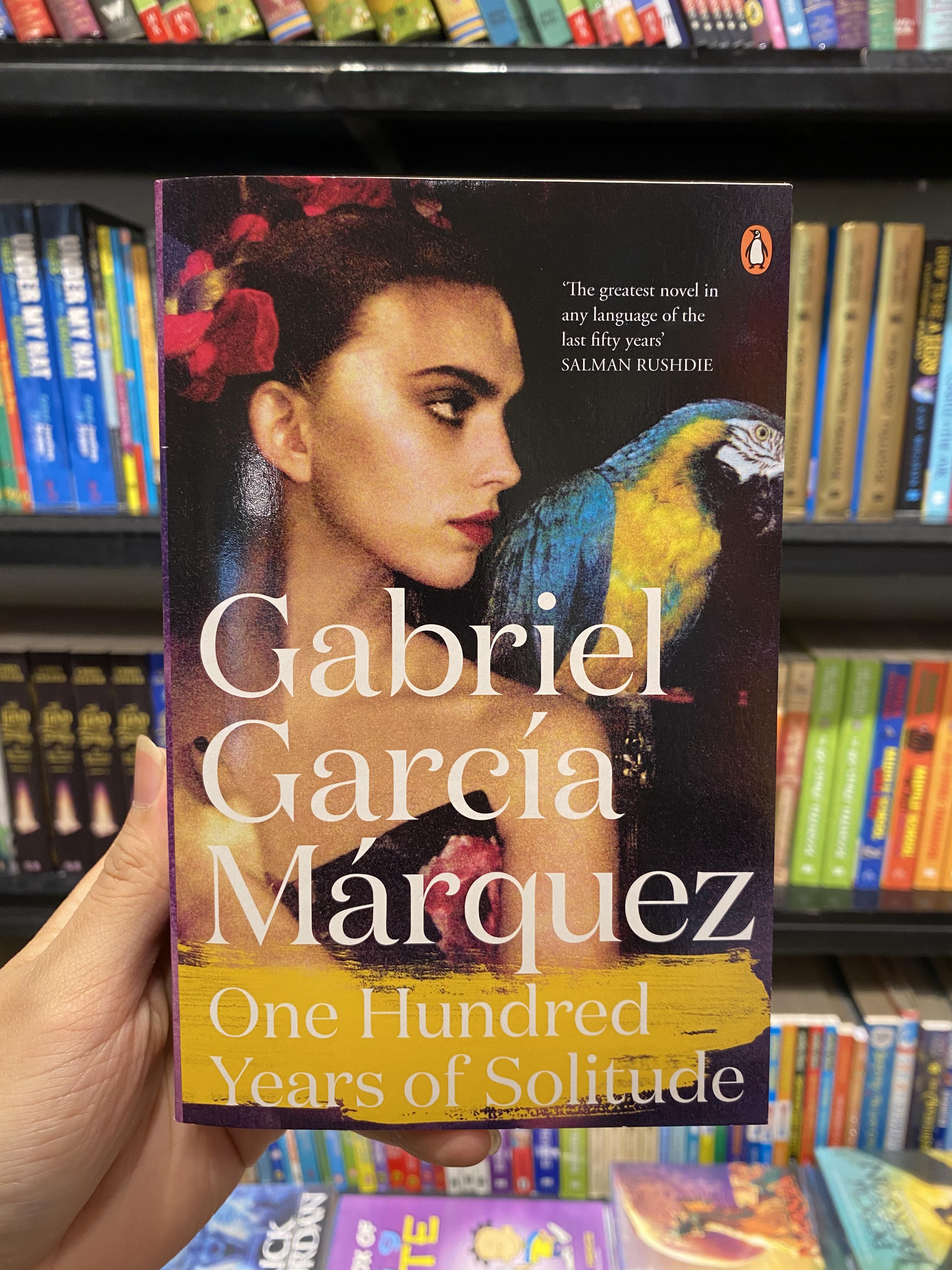 Sách - One Hundred Years of Solitude by Gabriel Garcia Marquez - Sách Ngoại văn, bìa mềm