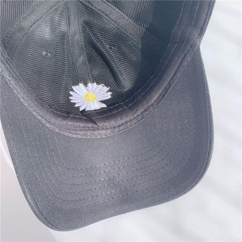 Mũ Lưỡi Trai Thêu Chữ