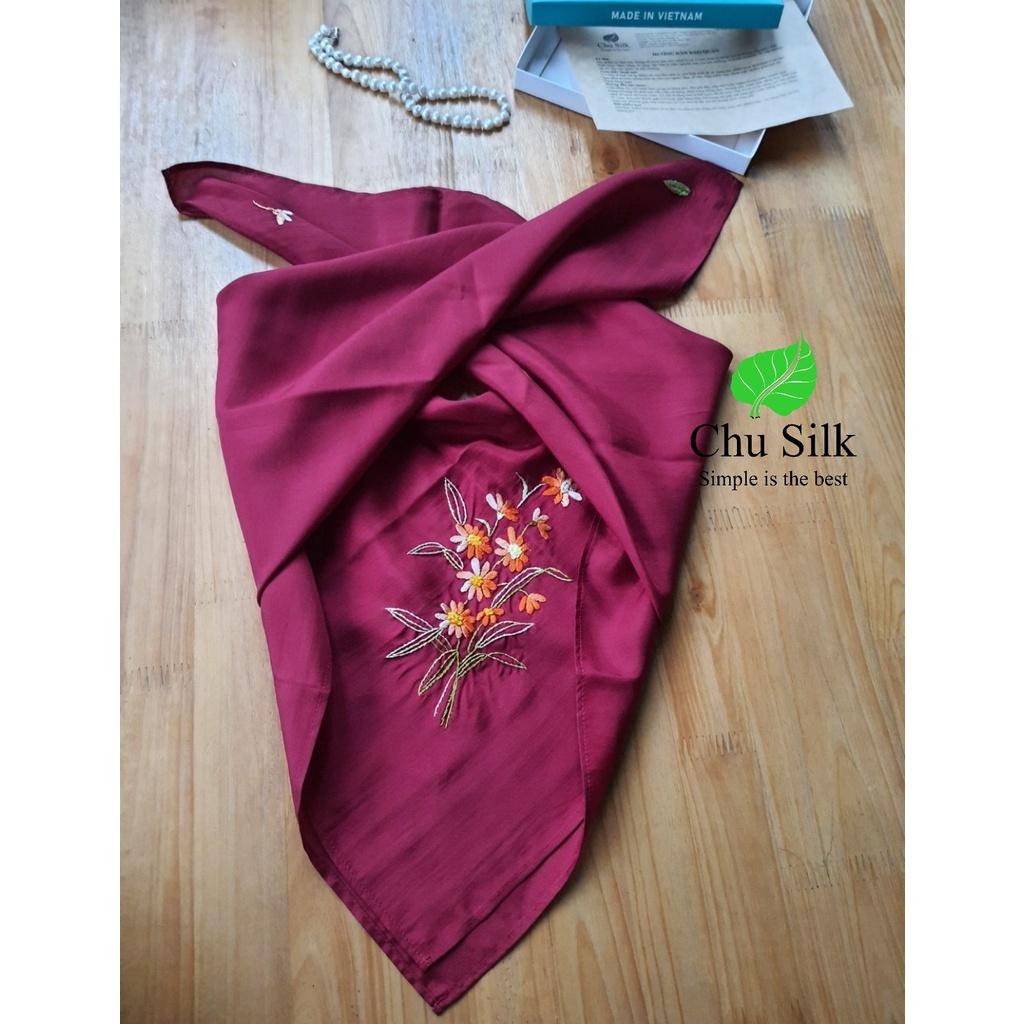 KHĂN LỤA VUÔNG TƠ TẰM THÊU TAY