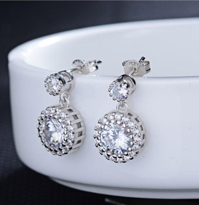 Bông tai nạm đá zircon lấp lánh BHBT349