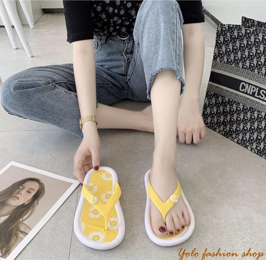 T5_Dép kẹp nữ xỏ ngón quai mảnh họa tiết hoa cúc siêu xinh