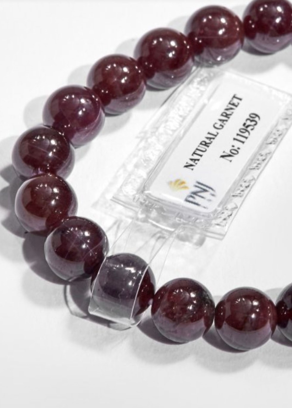 Lắc Tay Đá Garnet Ánh Sao 9MM Gembank Kèm Giấy Kiểm Định
