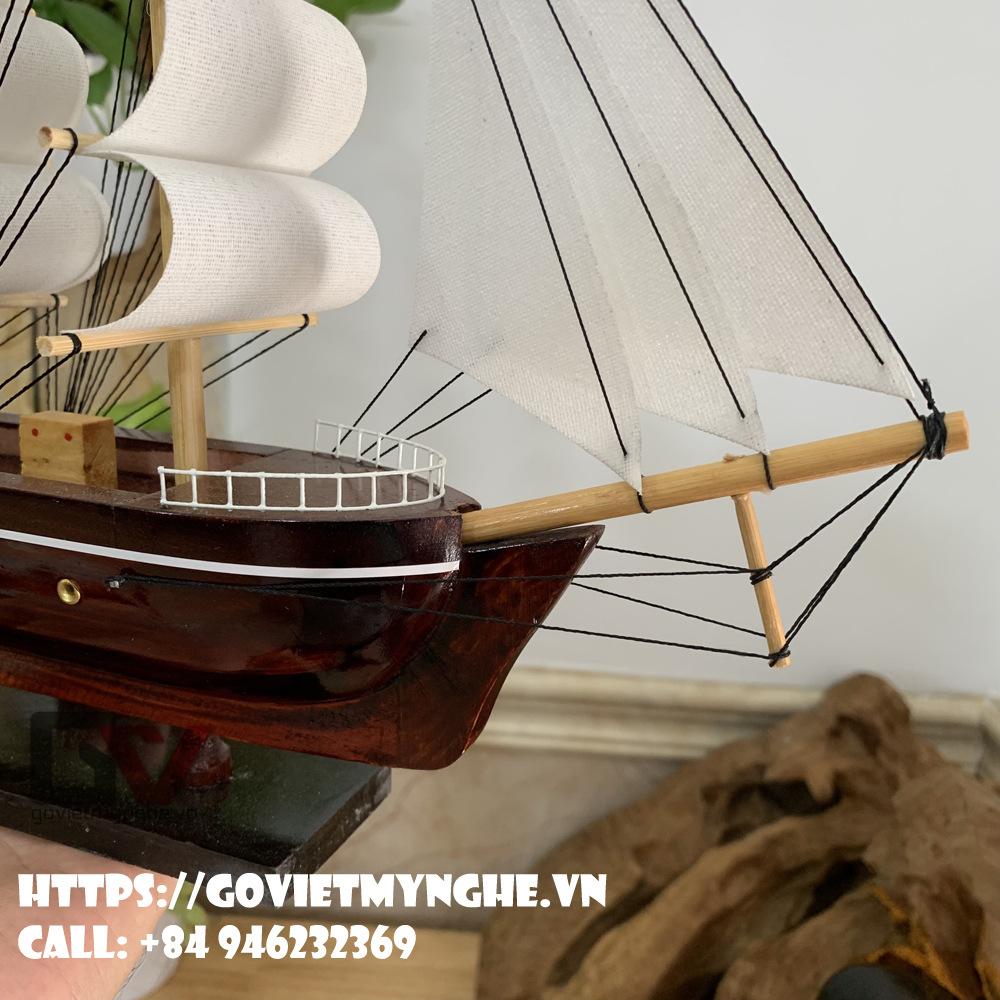 Mô Hình Thuyền Gỗ Chở Hàng Le Belem Thân 30cm - Gỗ Tự Nhiên