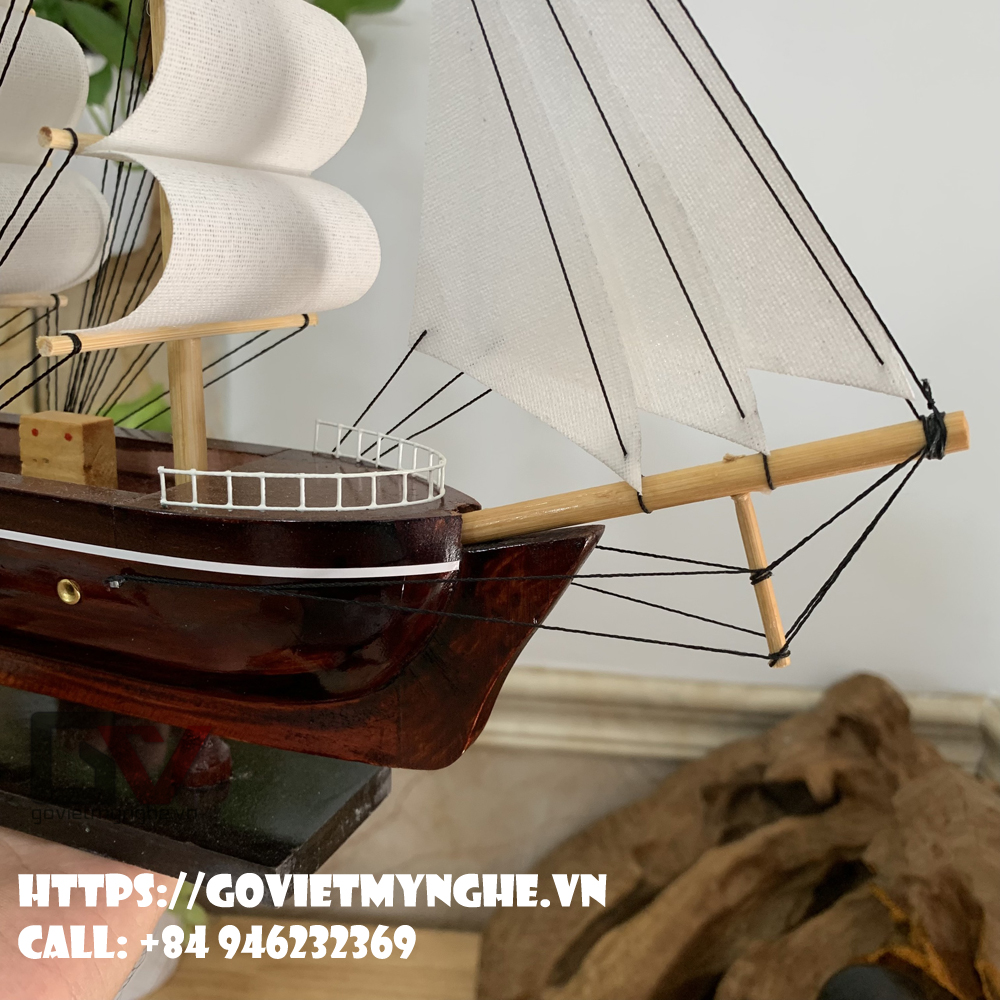 [Dài 32cm - Giao hàng nguyên chiếc] Mô hình tàu thuyền gỗ trang trí nhà cửa - tàu gỗ phong thủy thuận buồm xuôi gió