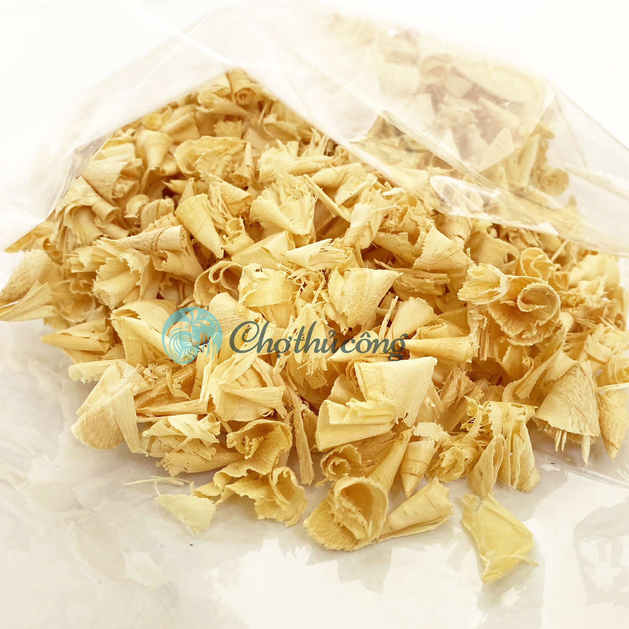 Mùn cưa thơm mùi gỗ thông tự nhiên, mùn cưa lót chuồng hamster - mùn gỗ sạch trồng cây, trồng nấm 500gr