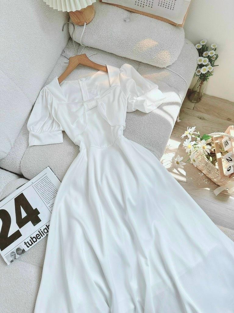 ĐẦM XÒE NƠ NGỰC TAY PHỒNG