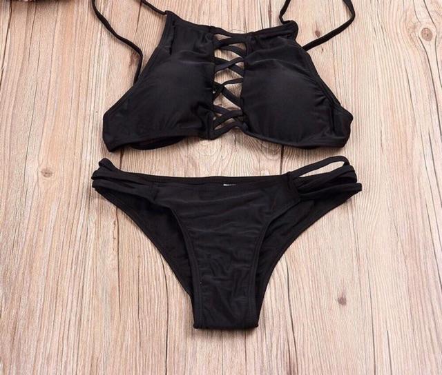 Set đồ bơi bikini yếm cho nàng thích sexy