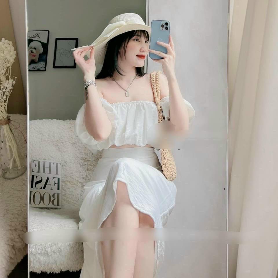 Set bộ đồ nữ áo trễ vai phối chân váy dài nhẹ nhàng, nữ tính thích hợp cho các nàng đi dạo phố, đi biển