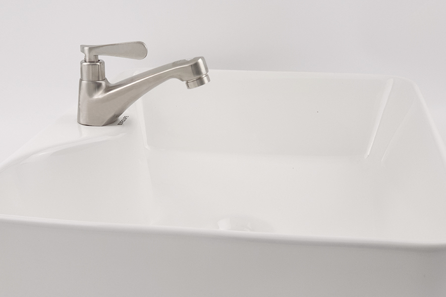 Vòi lavabo lạnh Inox SUS 304 Eurolife EL-122 (Trắng vàng)