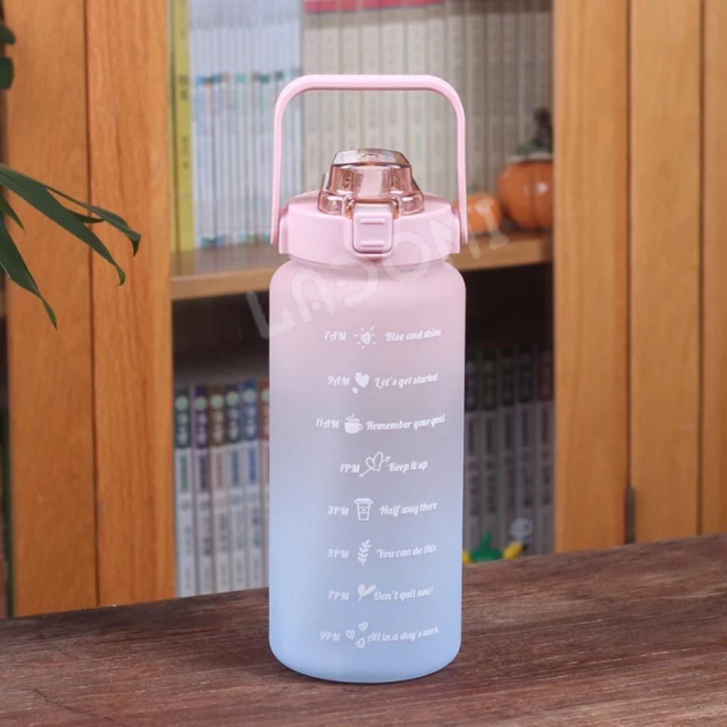 Bình Đựng Nước 2L Có Vạch Báo Giờ Uống Nước Dễ Thương