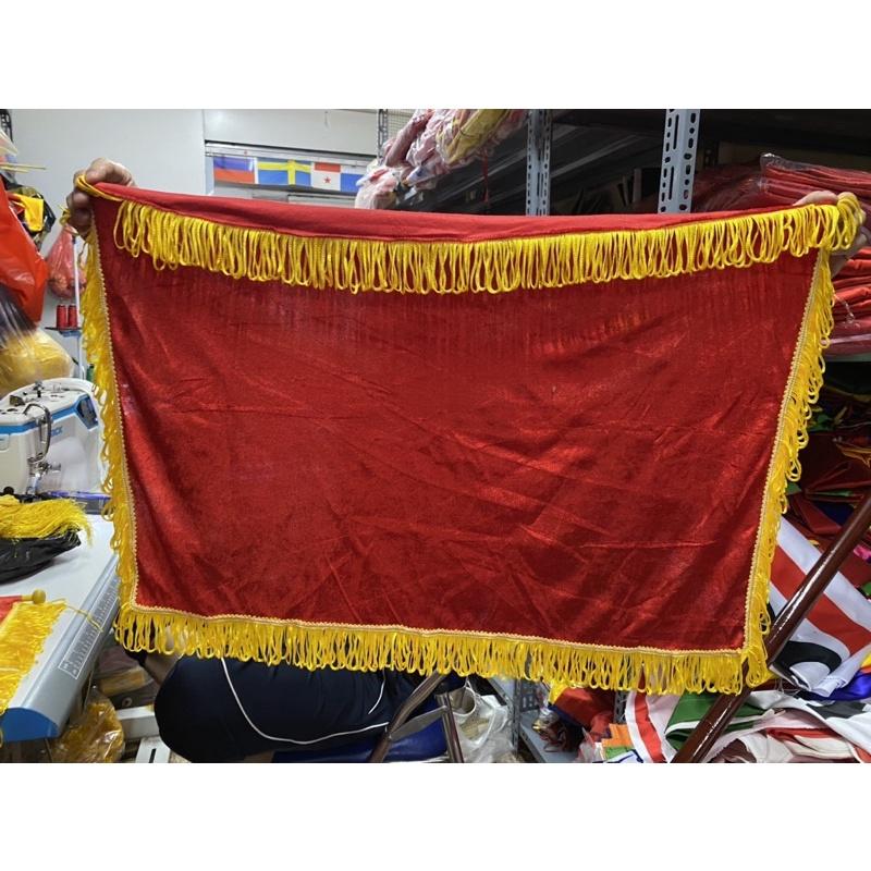 Khăn nhung đỏ cắt băng khánh thành - xưởng may hoàng gia