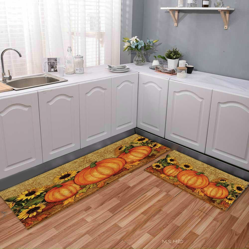 Sét 2 thảm bếp kích thước 120x40cm và 60x40cm thiết kế mang tính thẩm mỹ cao với họa tiết 3D độc đáo, mặt trên bằng len nỉ thẩm hút nước tốt, mặt dưới đế cao su chống trơn trượt