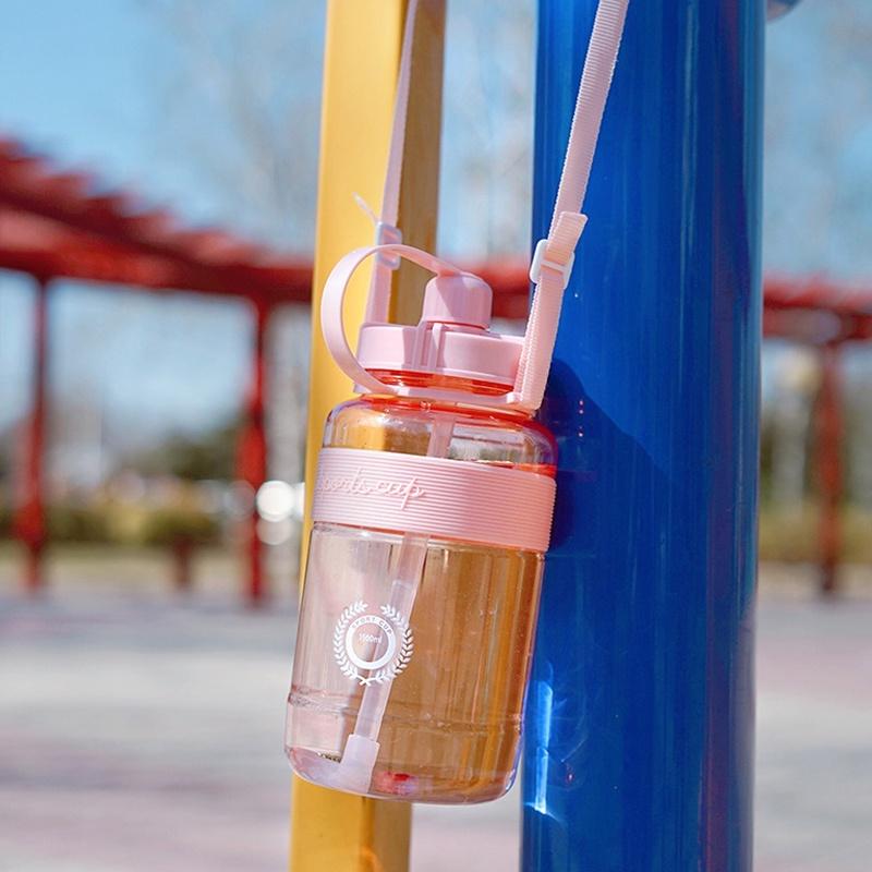 1.5L/2L Water Bottle Large Capacity BPA Free Bottles Sports Drinking Bottle Outdoor Portable Kettle