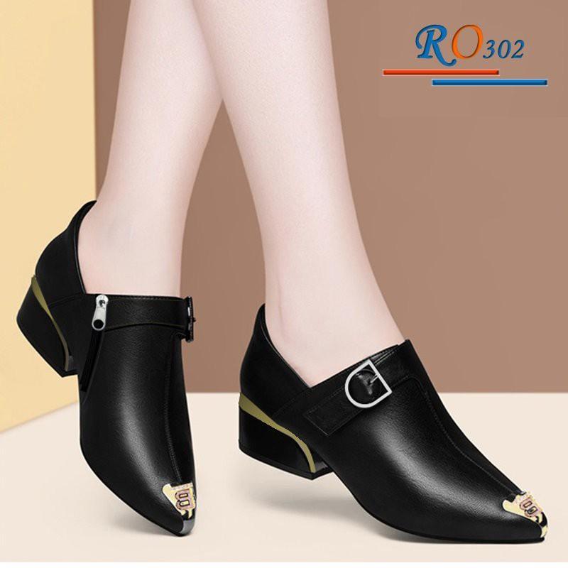 Boot thời trang nữ mũi phối kim loại cao cấp ROSATA RO302 4p gót trụ - Đen, Be - HÀNG VIỆT NAM - BKSTORE