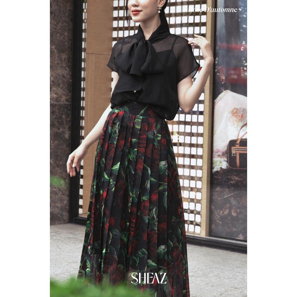 SHEAZ Chân váy dài xếp ly, đai cạp, chất liệu voan đen cao cấp, in hoa hồng, phong cách công sở Hàn Quốc nhẹ nhàng