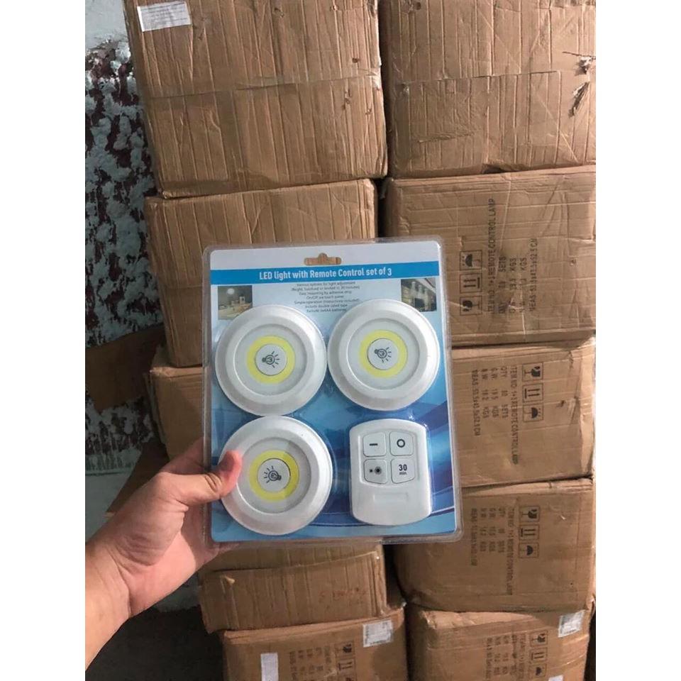 Đèn led dán tường thông minh treo cầu thang phòng ngủ gắn tủ trang trí - Bộ 3 bóng mini Điều khiển từ xa
