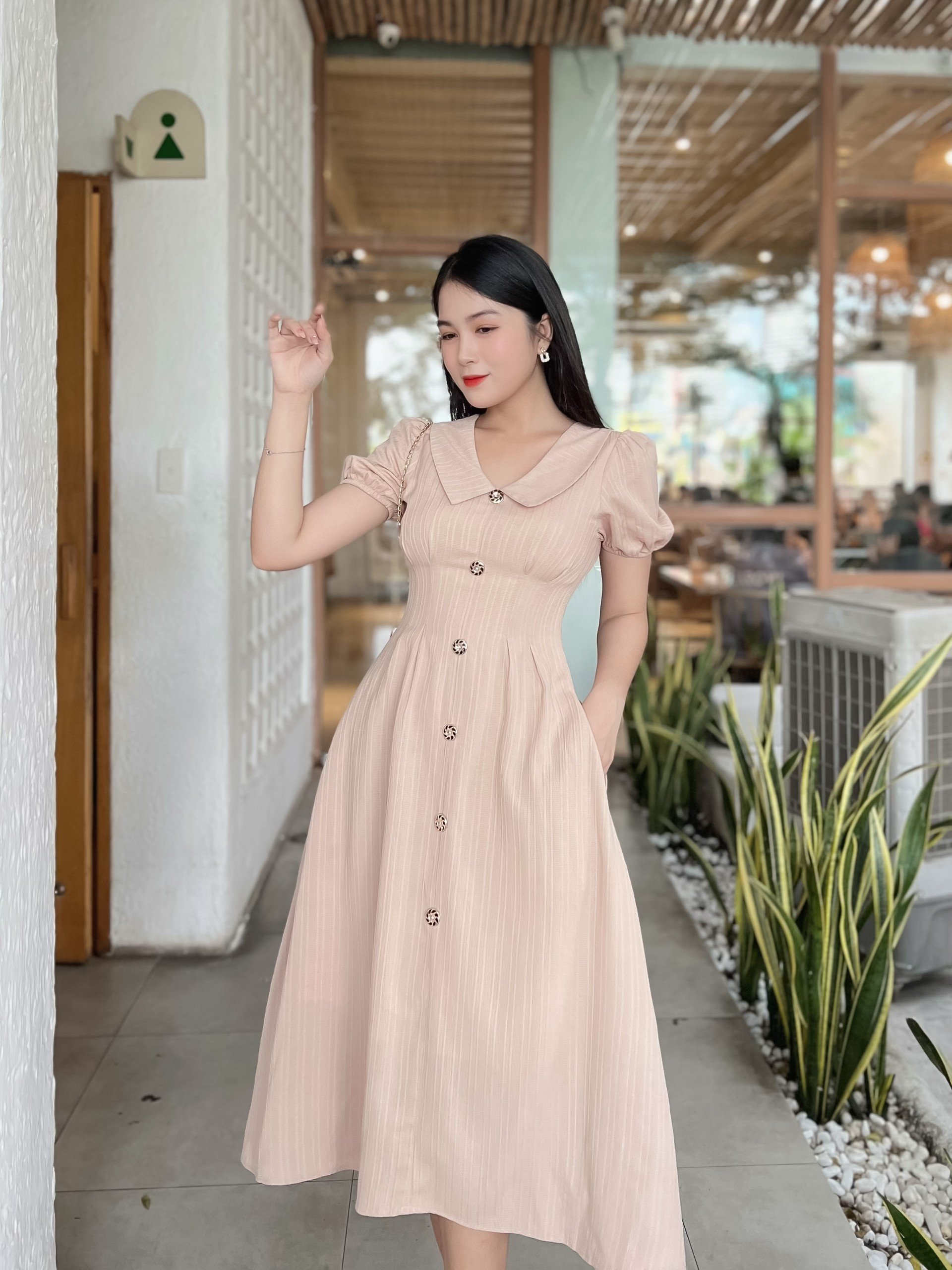 ĐẦM XÒE CỔ SEN CAO CẤP PHỐI NÚT